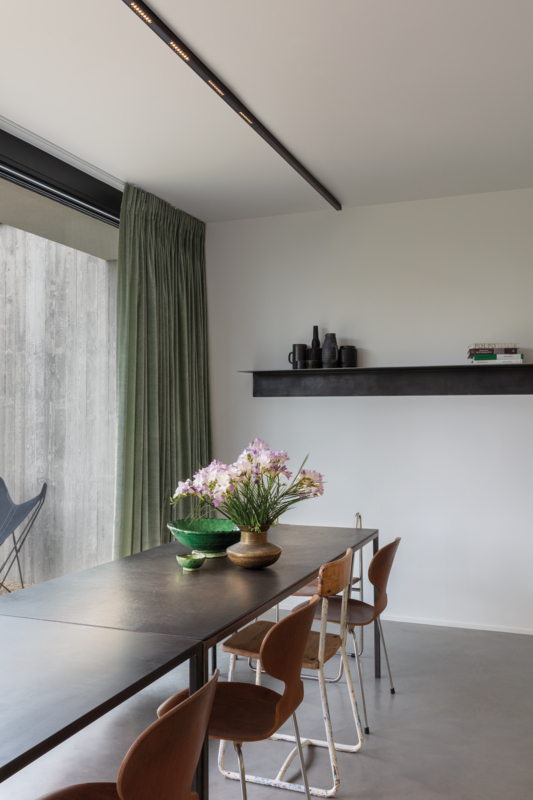 BE-LISSEWEGE-PRIVRES-PISTA-LINEAR-SPOT-006